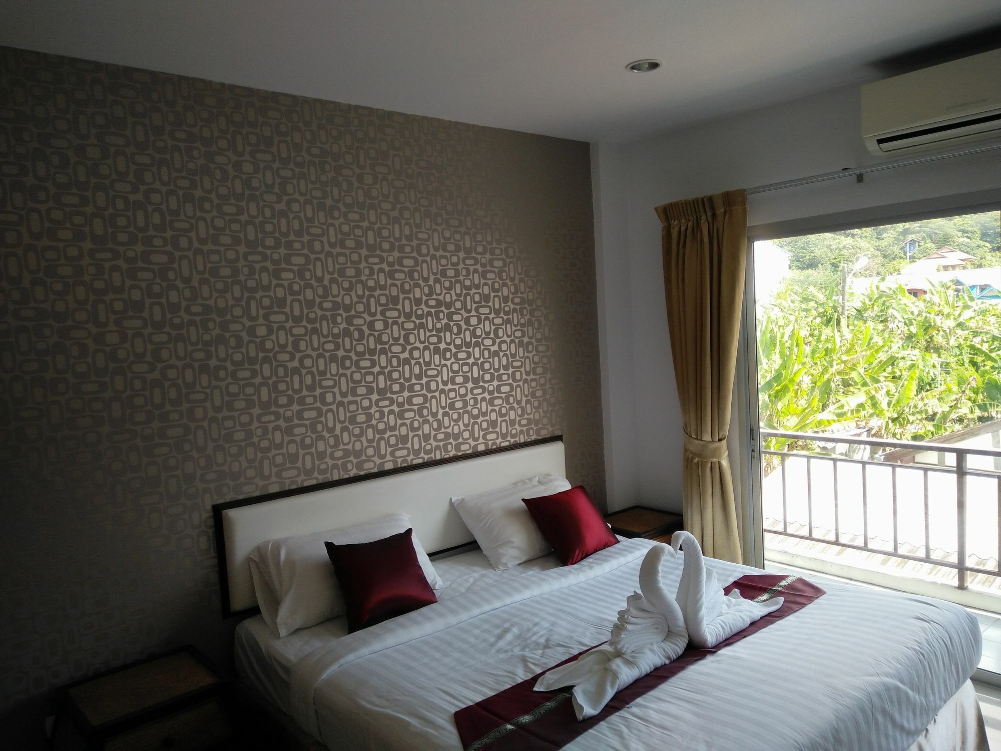 Patong 白色天空精品旅馆酒店 外观 照片